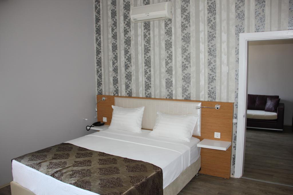 Seka Park Hotel Ιζμίτ Εξωτερικό φωτογραφία